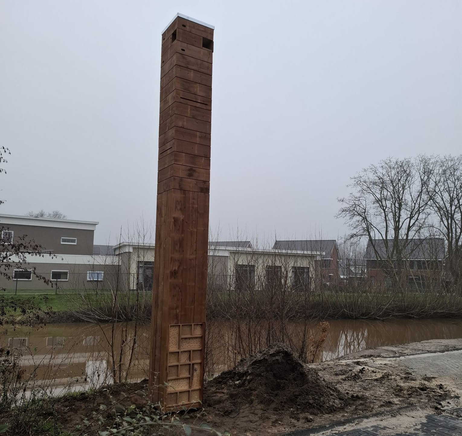 ECOlumn in Coevorden plaatsing